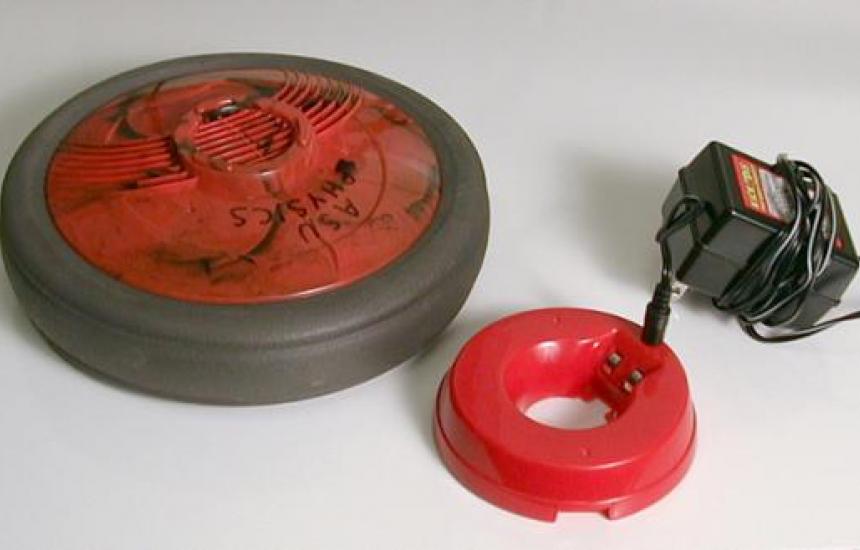 The Kick Dis is an battery powered air puck.