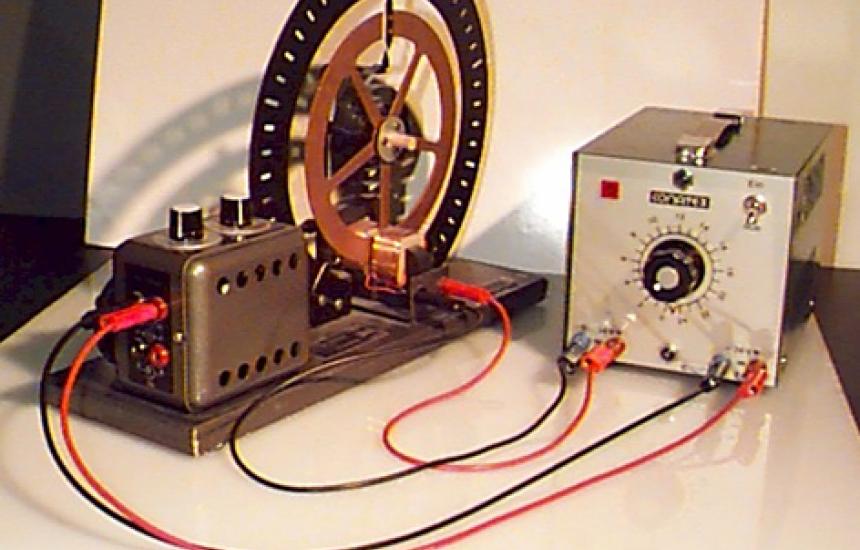 The wires in the back of the apparatus (shown on the left) control damping and c