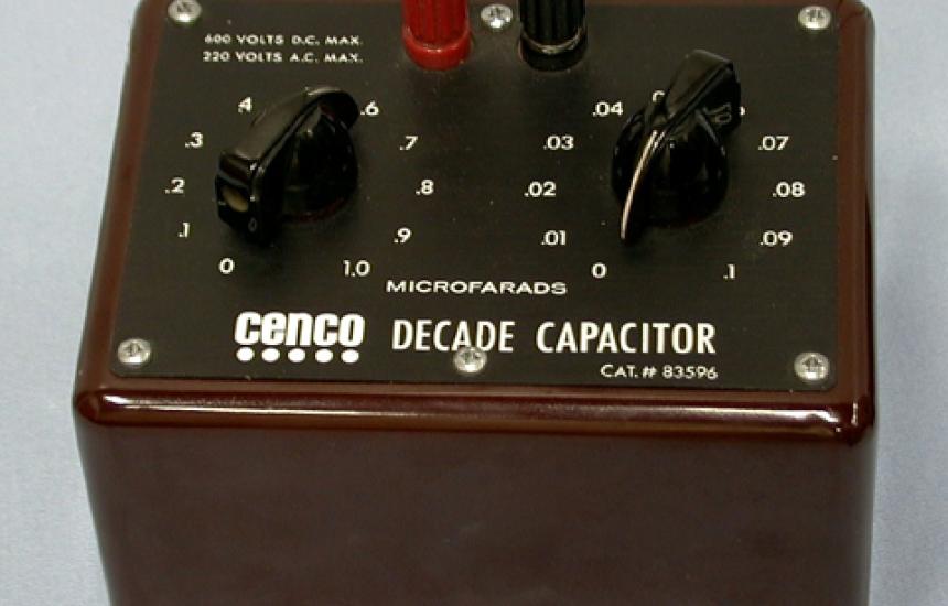 Decade capacitance box used in circuit.